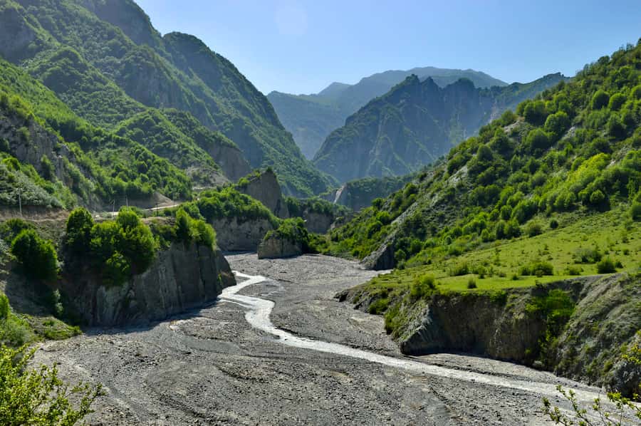 Private Tour to Shemakhi & Lahij From Baku - Lahij’s 5th-Century Lanes, Stone Inlays, and Craft Workshops