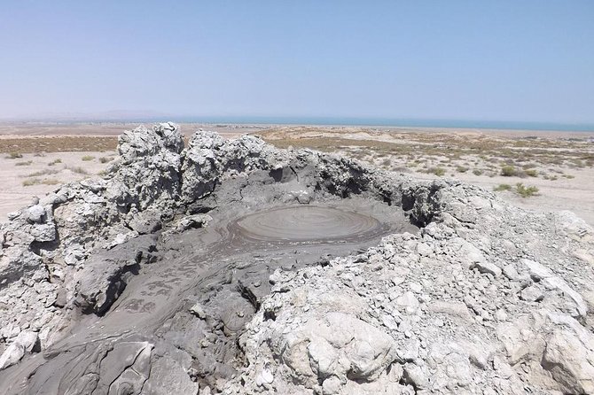 Qobustan and Mud Vulcano Tour - price for 3 people - Stop 3: Mud Volcanoes, Lada Safari Energy, and Close-Up Geothermal Action
