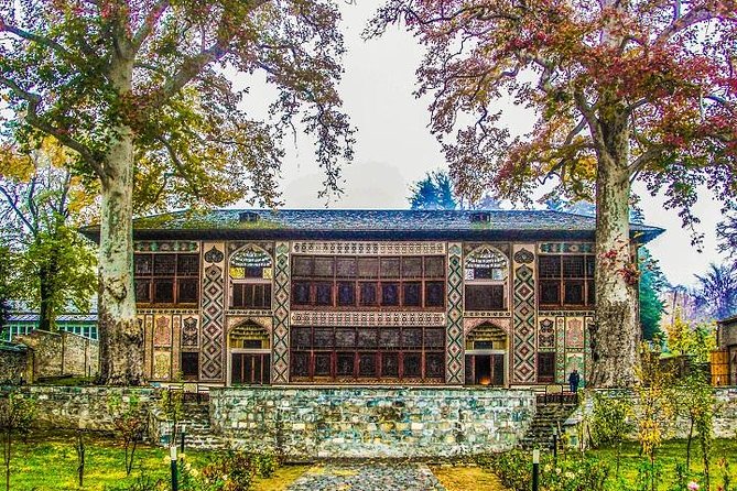 Shamakhi-Gabala-Sheki Group Tour (2 Days / 1 Night) - Gabala’s Tufandag Mountain Resort: cable car views and the Sleeping Beauty Mountain