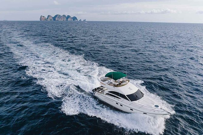Yacht Charter in Baku - Weather rules and how to make sure the sea day stays enjoyable